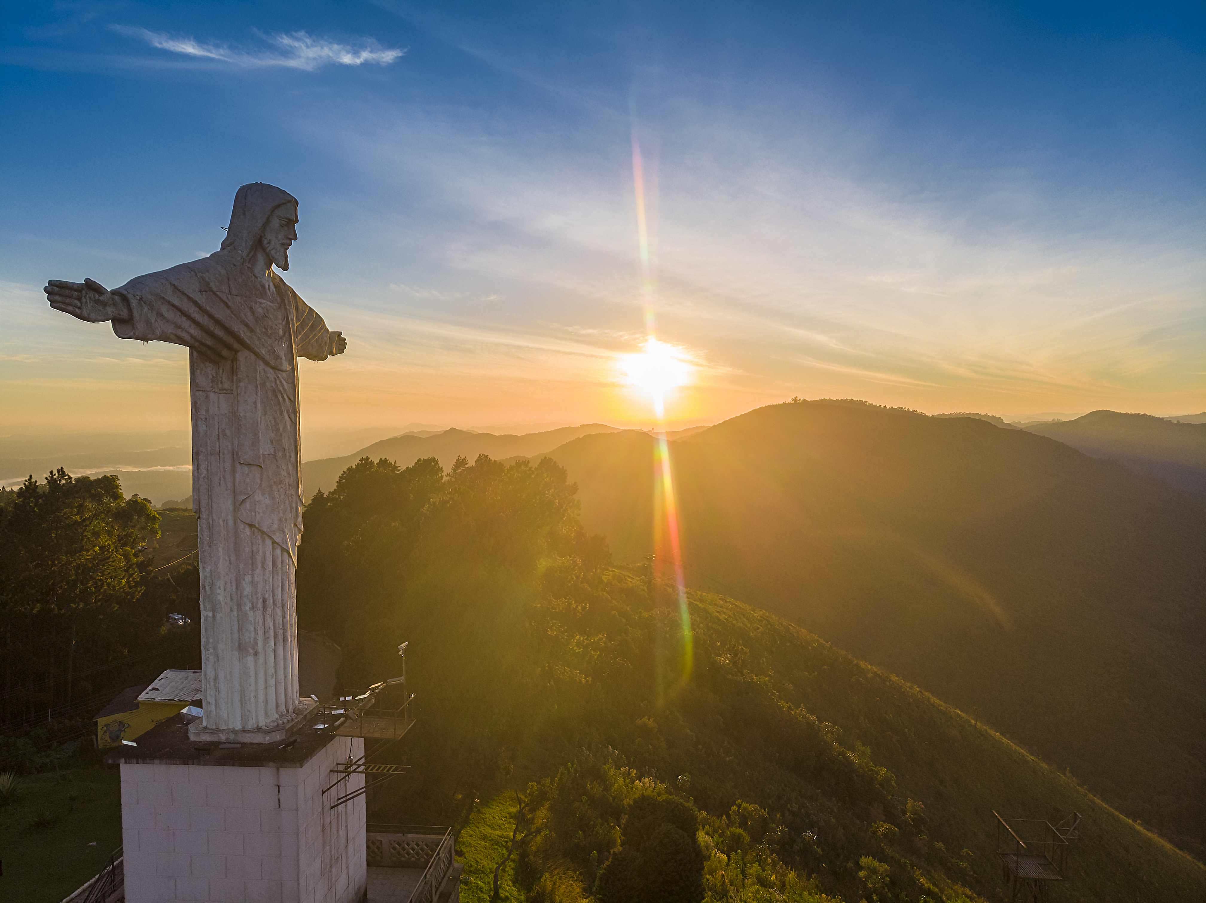Poços de Caldas: O santuário da paz .: Turismo Brasil :. NippoBrasil