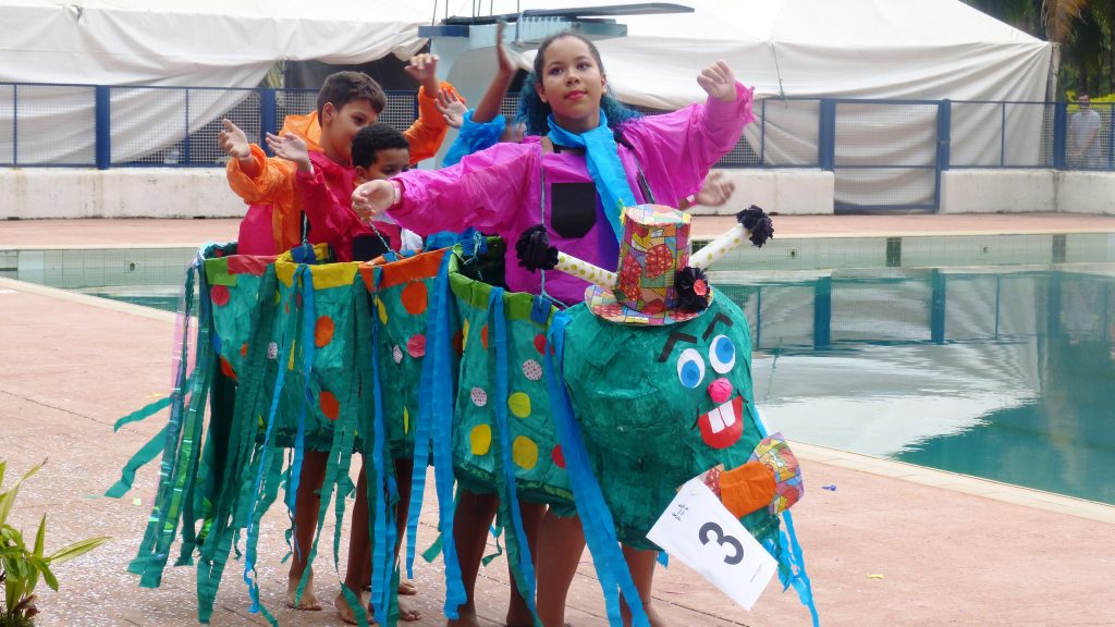 Estação Folia anima Carnaval de Poços de Caldas com diversas brincadeiras