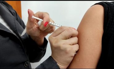 Imunizante contra COVID-19 para pessoas a partir de 12 anos estará disponível nas 20 salas de vacina a partir de amanhã (28)