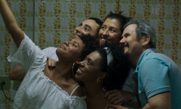 Filme “Três Verões” com Regina Casé é exibido em sessão gratuita