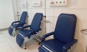 Upa recebe novas cadeiras para medicação