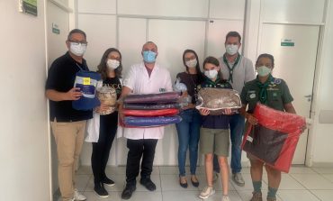 UPA recebe doação de cobertores do Grupo de Escoteiros