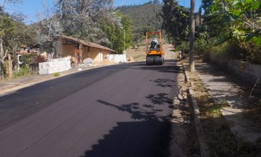 Ruas do Jd. Vitória e Bortolan começam a receber novo asfalto