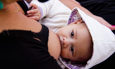 Trocas de experiências e incentivo ao aleitamento materno marcaram a 4ª edição do “Amamenta Poços”
