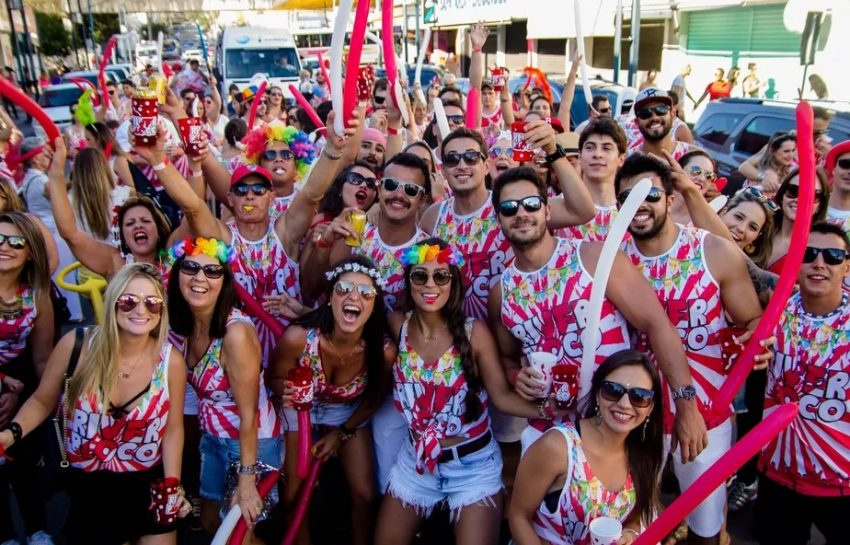 Estação Folia anima Carnaval de Poços de Caldas com diversas brincadeiras