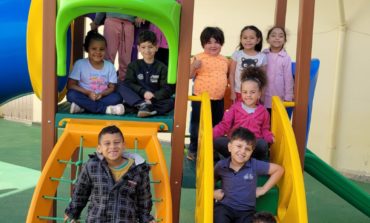 CEI São Francisco adquire playground com recursos arrecadados no Arraiá de Poços