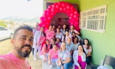 Pacientes da UBS Regional Leste participam de ação do Outubro Rosa