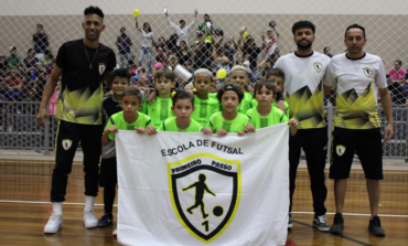 Primeiro Passo é campeã da Copa Lázaro Alvisi de Futsal Pré-Mirim