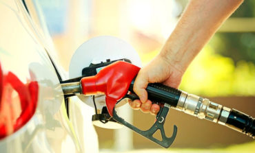 Diesel tem queda no preço; gasolina e álcool sobem