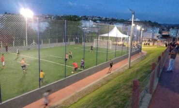Expansão esportiva: Poços celebra novos campos society
