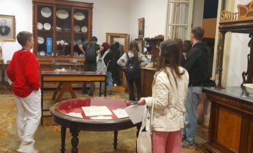 Museu recebe alunos da EJA em projeto-piloto de atendimento noturno