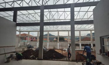 Nova escola no Marco Divisório avança para a etapa de Acabamentos