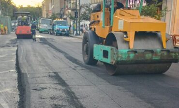 ASFALTO ESTÁ SENDO FINALIZADO NO CENTRO DE POÇOS DE CALDAS